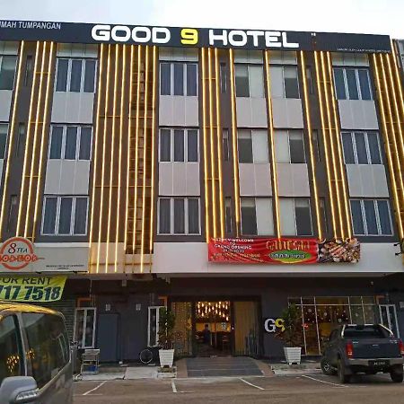 Good 9 Hotel - Cahaya Kota Puteri Пасир Гуданг Екстериор снимка